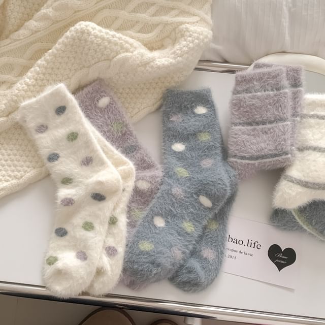 Gentiana-Dotted Striped Fleece Socks