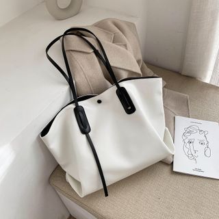 plain leather tote bag