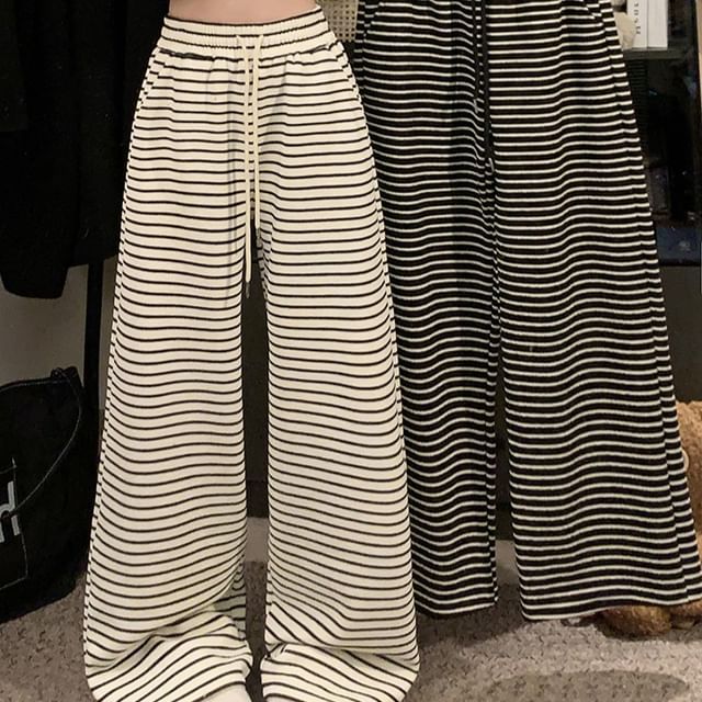 Beem-Drawstring Waist Striped Baggy Pants