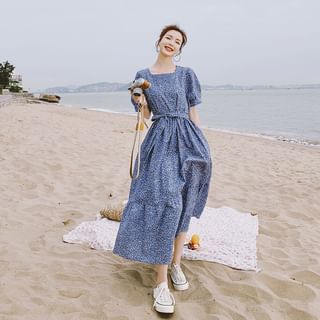 QUAIN Short-Sleeve Square Neck Floral Print Maxi A-Line Dress