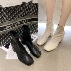 Wello - Block Heel Square Toe Short Boots Wello - Block Heel Square Toe Short Boots