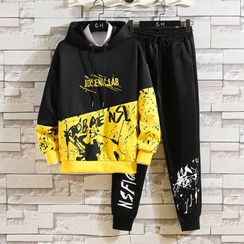 百高 - 套装: 印花连帽衫 + 运动裤 百高 - 套装: 印花连帽衫 + 运动裤
