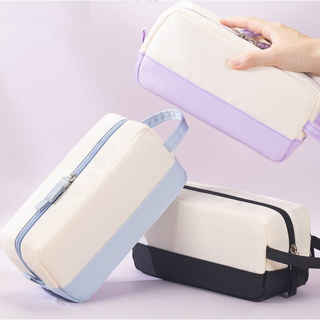 Two-Toned Canvas Pen Case Two-Toned Canvas Pen Case