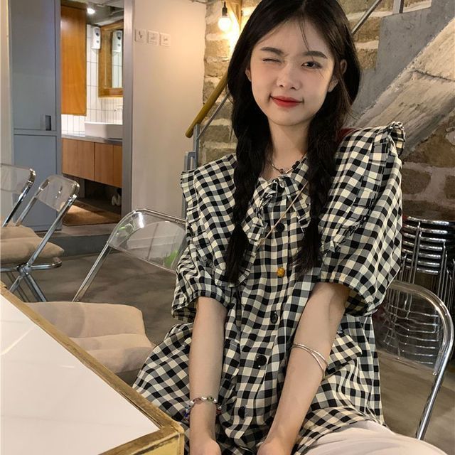 Fabricino-Elbow-Sleeve Collared Gingham Button-Up Blouse