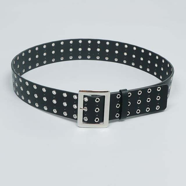 Poyol-Studded Faux Leather Belt