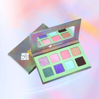 SheenEffect - Fantasy 8 Color Chameleon Eyeshadow Palette