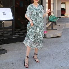 BBAEBBAE - V-Neck Pattern Long Dress BBAEBBAE - V-Neck Pattern Long Dress