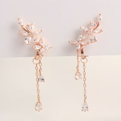 Joodii - Floral Rhinestone Stud / Clip-On Earrings Joodii - Floral Rhinestone Stud / Clip-On Earrings