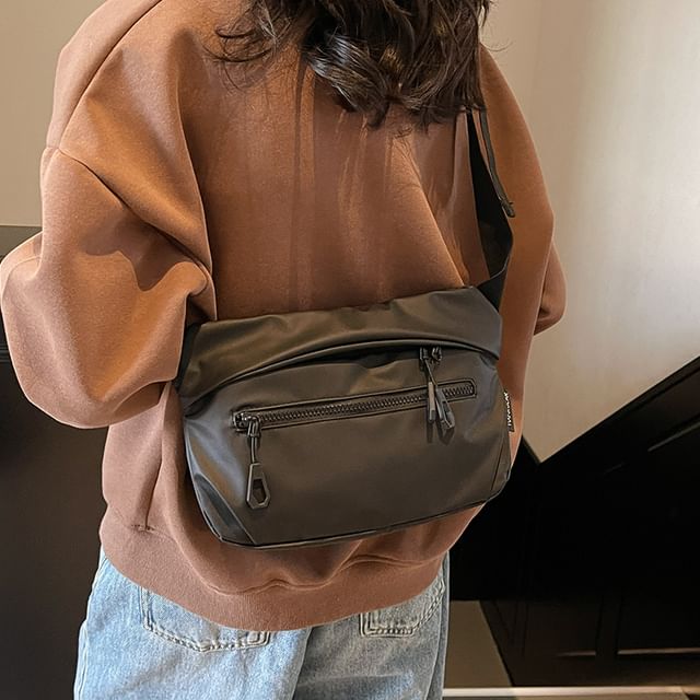 Skyglow-Plain Zip Crossbody Bag