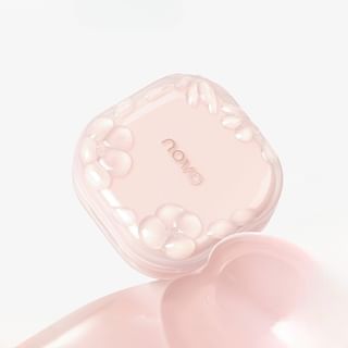 NOVO - Light Milky Moisture Air Cushion For Dry Skin