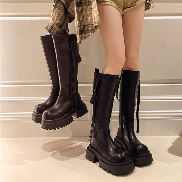 Vindler-Platform Plain Buckled Tall Boots