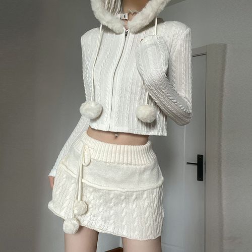 Pom Pom Accent Fluffy Trim Plain Crop Zip Up Knit Hoodie