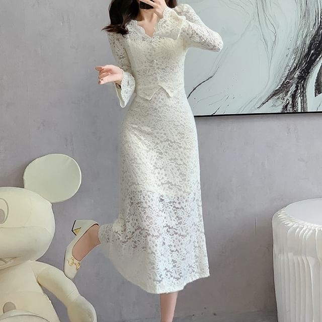velvet floral embroidered ruffle lace trim mini dress Floral Print V-neck Velvet Lace Trim Slim-fit Mini Dress – LAVECHIC