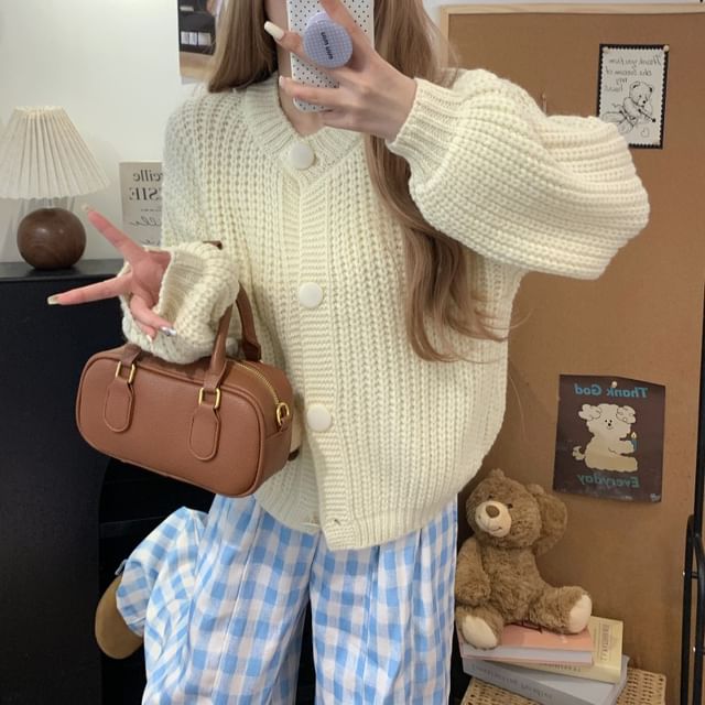 Beem-Crew Neck Plain Chunky Knit Button-Up Crop Cardigan