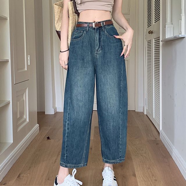 Akishah Set: Mid Rise Washed Cropped Barrel Leg Jeans Belt