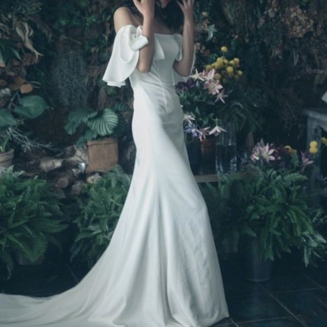 DreesHouse-Elbow-Sleeve Off-Shoulder Plain Trained Mermaid Wedding Gown
