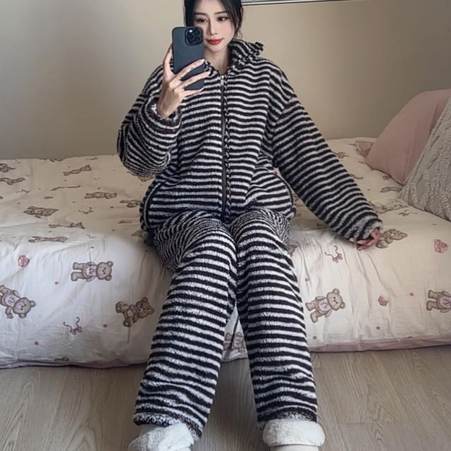 GOUB-Striped Fleece Pajama Set