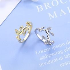 Knick Knack - Rhinestone Leaf Ring Knick Knack - Rhinestone Leaf Ring