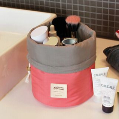 Cattle Farm - Toiletry Travel Pouch Cattle Farm - Toiletry Travel Pouch