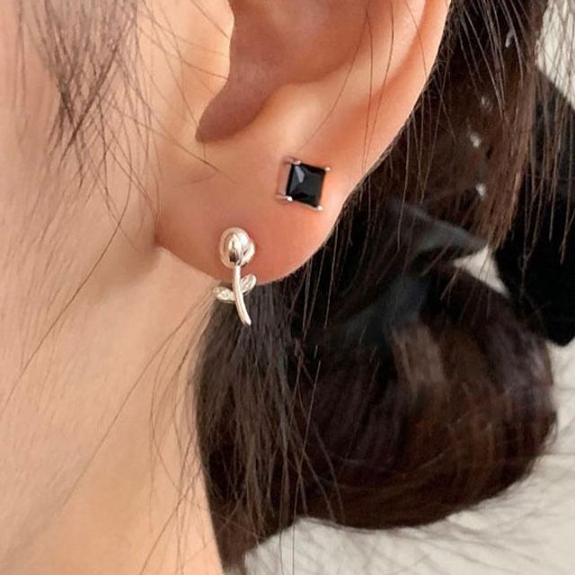 Hansha-Rhinestone Stud Earring