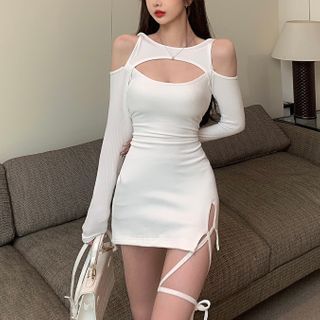 Long-Sleeve Plain Cutout Slim-Fit Dress 