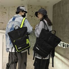 Mulgam - 方形轻型背包 Mulgam - 方形轻型背包