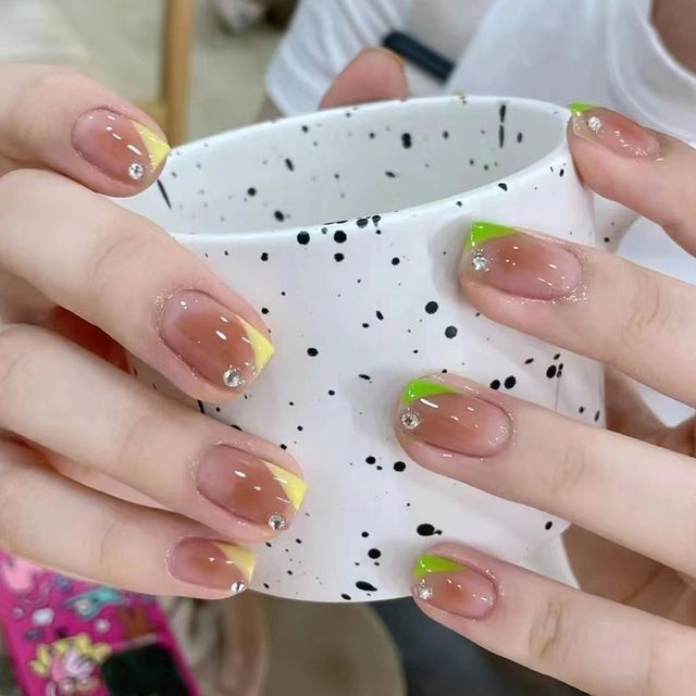 Fainie-Two-Tone Mix Press-On Nails