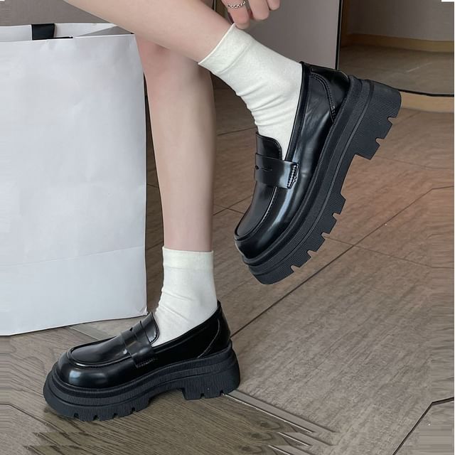 Queen Zoo-Faux Leather Platform Loafers