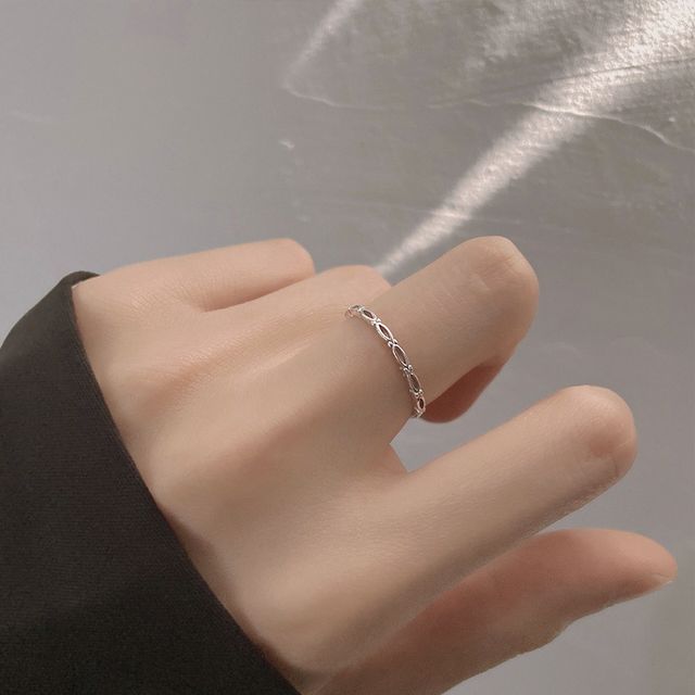 Gaya-Hollowed Open Ring