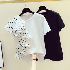 YARU - Short-Sleeve Ruffle T-Shirt YARU - Short-Sleeve Ruffle T-Shirt