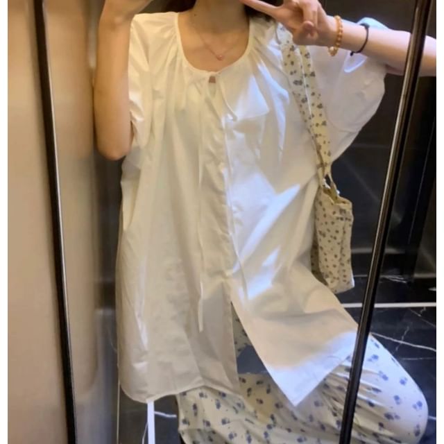 Dreamkura-Short-Sleeve Button-Up Plain Blouse