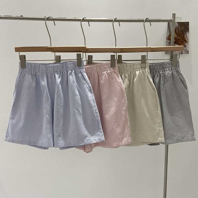 Moon City-Elastic Waist Striped Shorts