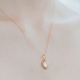 DECADES-Rhinestone Necklace