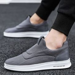 Chaoqi - Plain Slip Ons Chaoqi - Plain Slip Ons