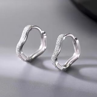 pexrl jewelry-Matte Hoop Earring
