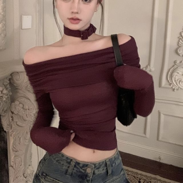 off shoulder top with choker
