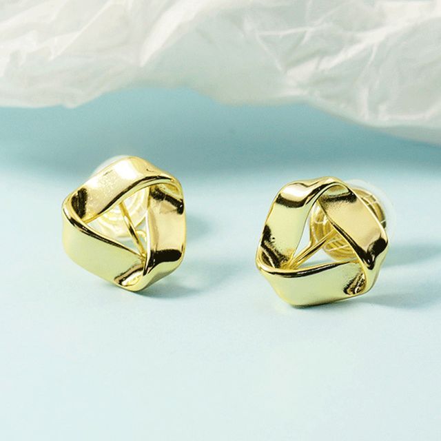 Forainer-Twist Triangle Clip-On Earring