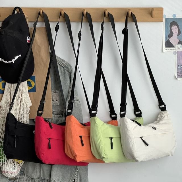 Basaran-Multi-Pocket Shoulder Bag