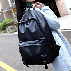 Top Seeka - Faux Leather Backpack Top Seeka - Faux Leather Backpack