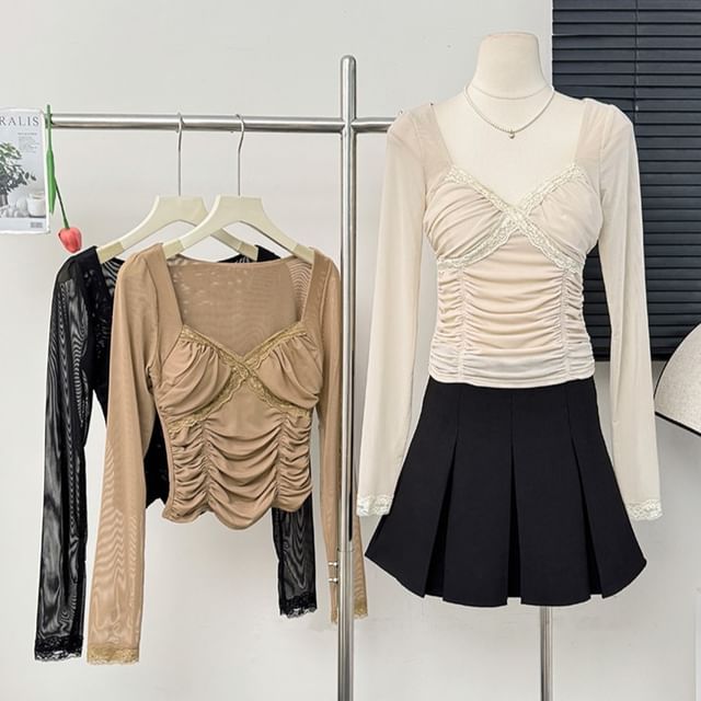 Lemongrass-Lace-Trim Ruched Crop Tee