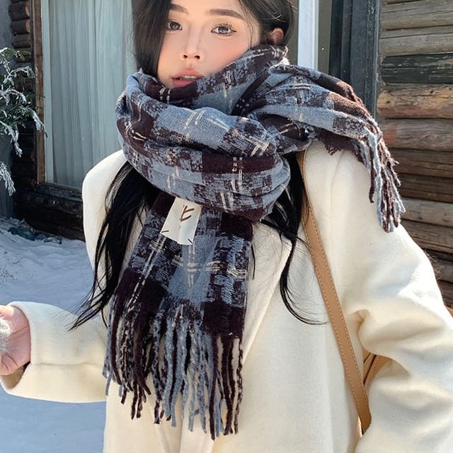 Frior-Plaid Fringed Scarf