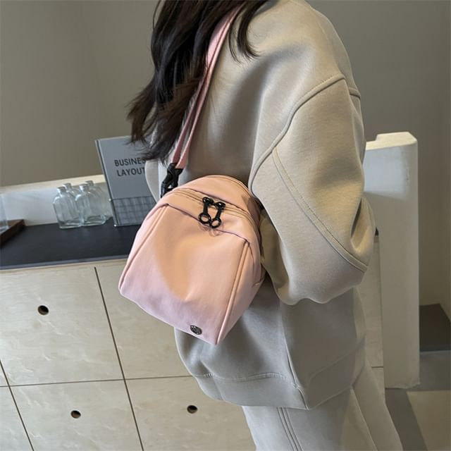 Hikuozy-Plain Panel Crossbody Bag