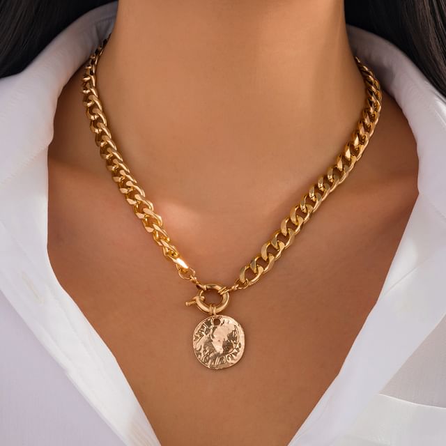 Seirios-Metallic Chained Necklace