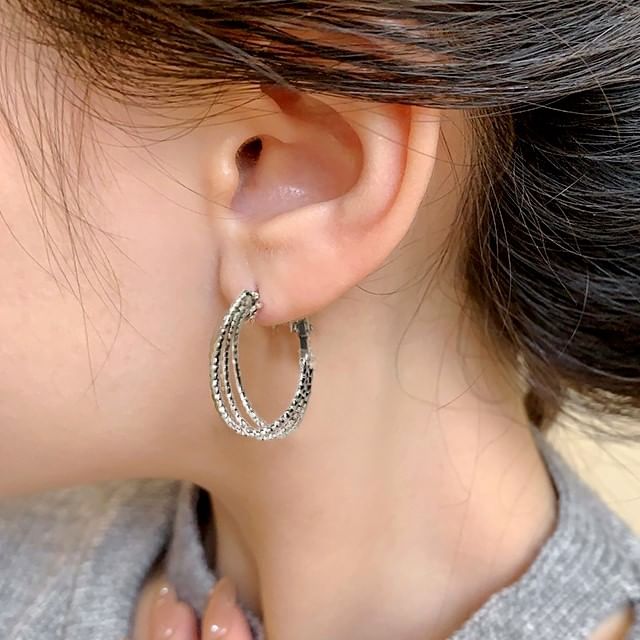 True Glam-Textured Hoop Earring