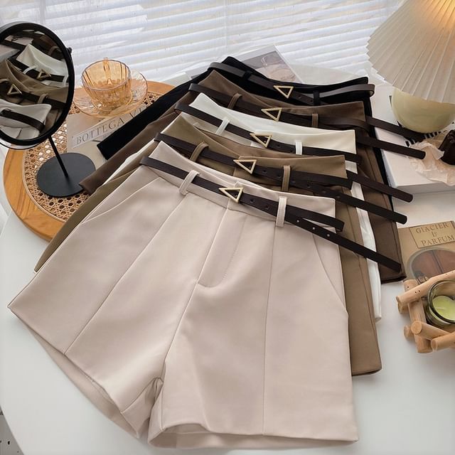 DIYI-Schlichte Shorts mit hoher Taille