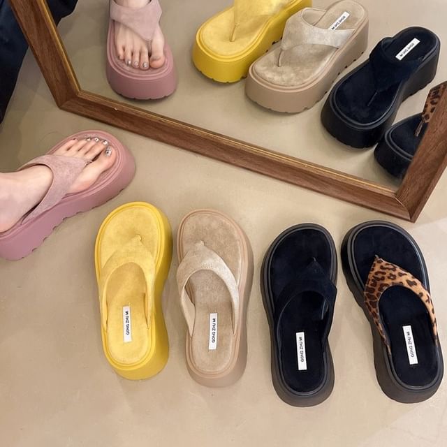 Vindler-Platform Flip-Flops