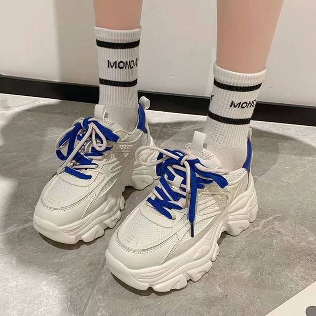 Sleeko-Mesh Panel Lace-Up Platform Sneakers