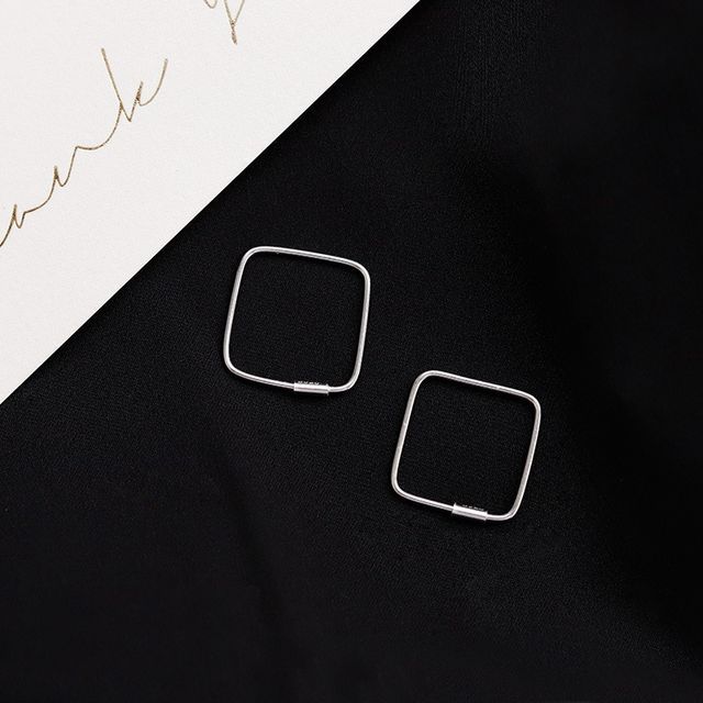 Dashiro-Square Hoop Earring