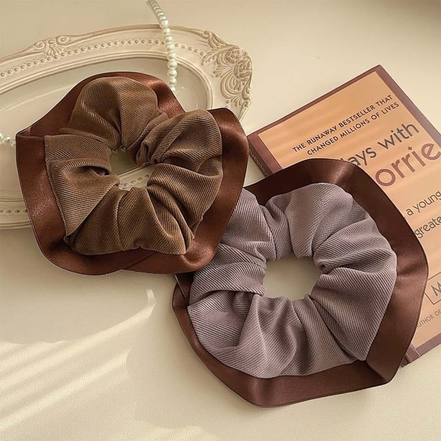 Mentosi-Contrast Trim Corduroy Scrunchie