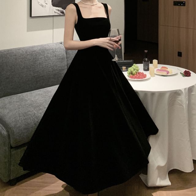 JIYON-Sleeveless Square Neck Plain A-Line Midi Dress